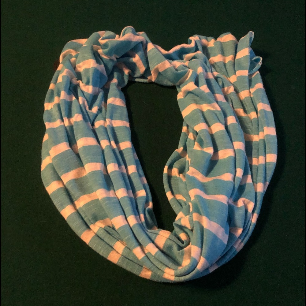 Scarves - Picture 2 of 5